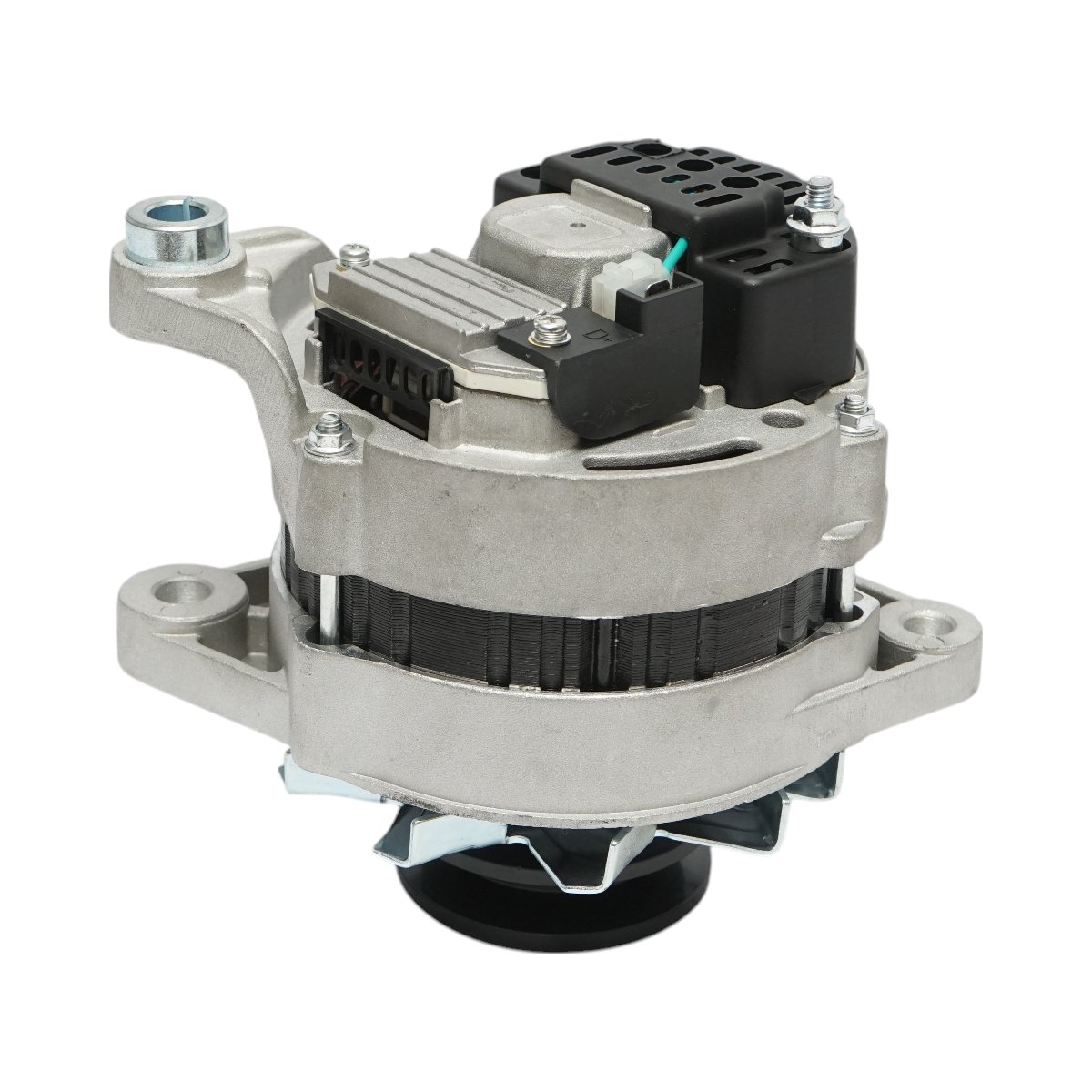 Alternator 14V/65A pentru Deutz, Case IH, Massey Ferguson, New Holland cod OEM 99457074, 1530354C1, 294393200, 294393700, 395250A1, 405078A1, 47134023, 500322671, 500322763